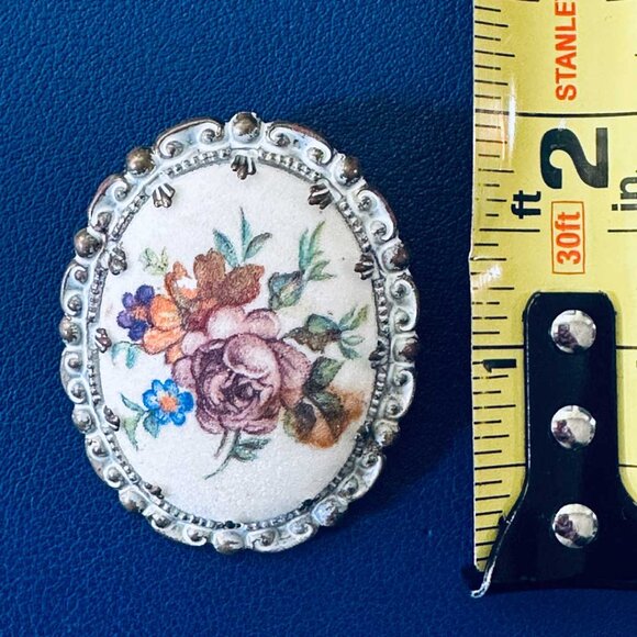 Vintage Western Germany 2" Floral Brooch Pin Sugar Enamel Gold Tone Distressed - Picture 3 of 4